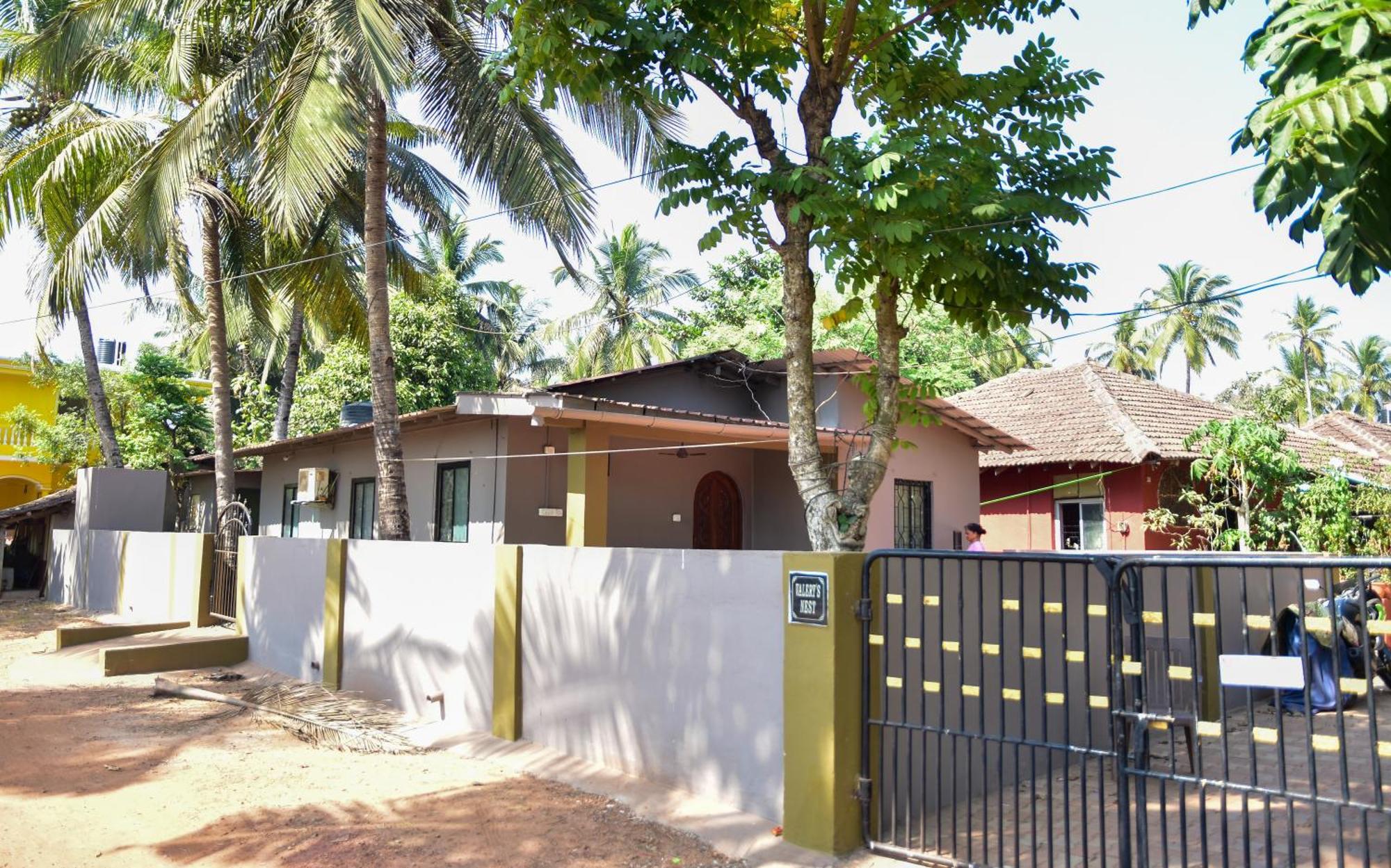 Valerys Nest Bogmalo - Private Villa Near The Beach And Dabolim Airport Exterior foto